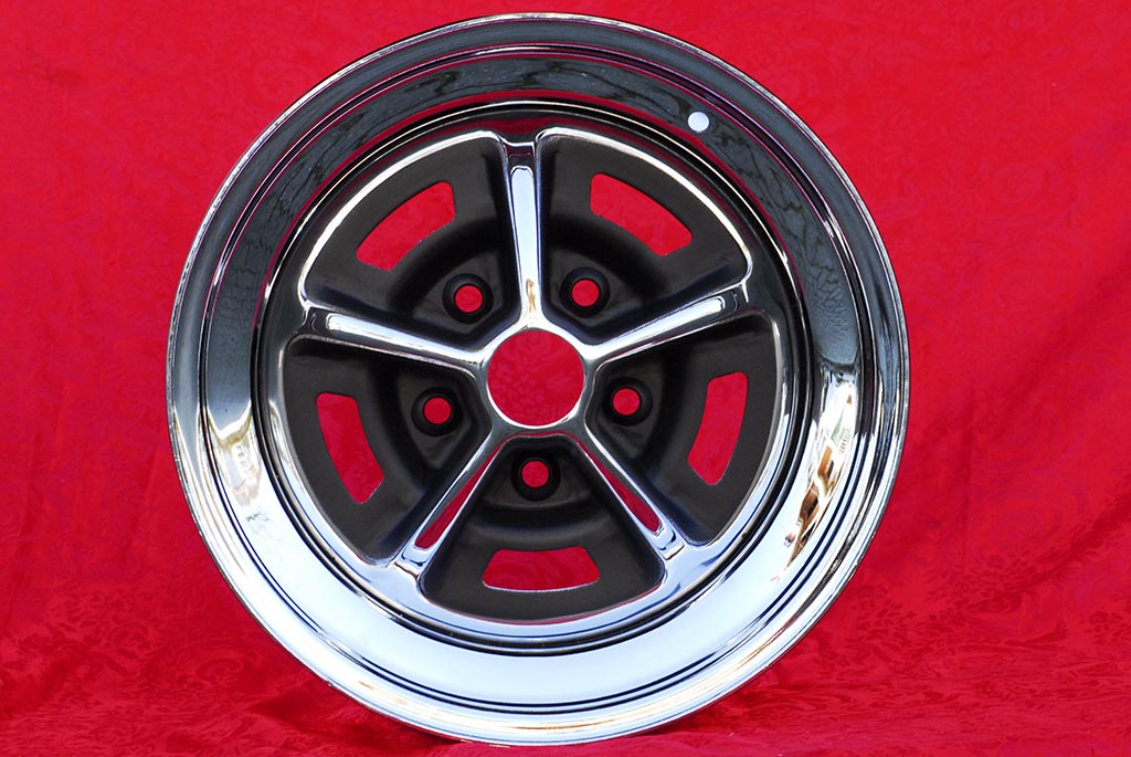 Chrysler Magnum 500 Chrysler Town Country, 300 -1971, Newport, Cordoba, Crown Imperial, Imperial, New Yorker  8x15 ET0 5x114.3 c/b 83.1 mm Wheel